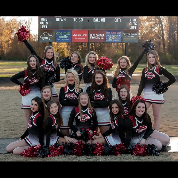 Meet Your Posher, Erica! - Picture 3 of 8